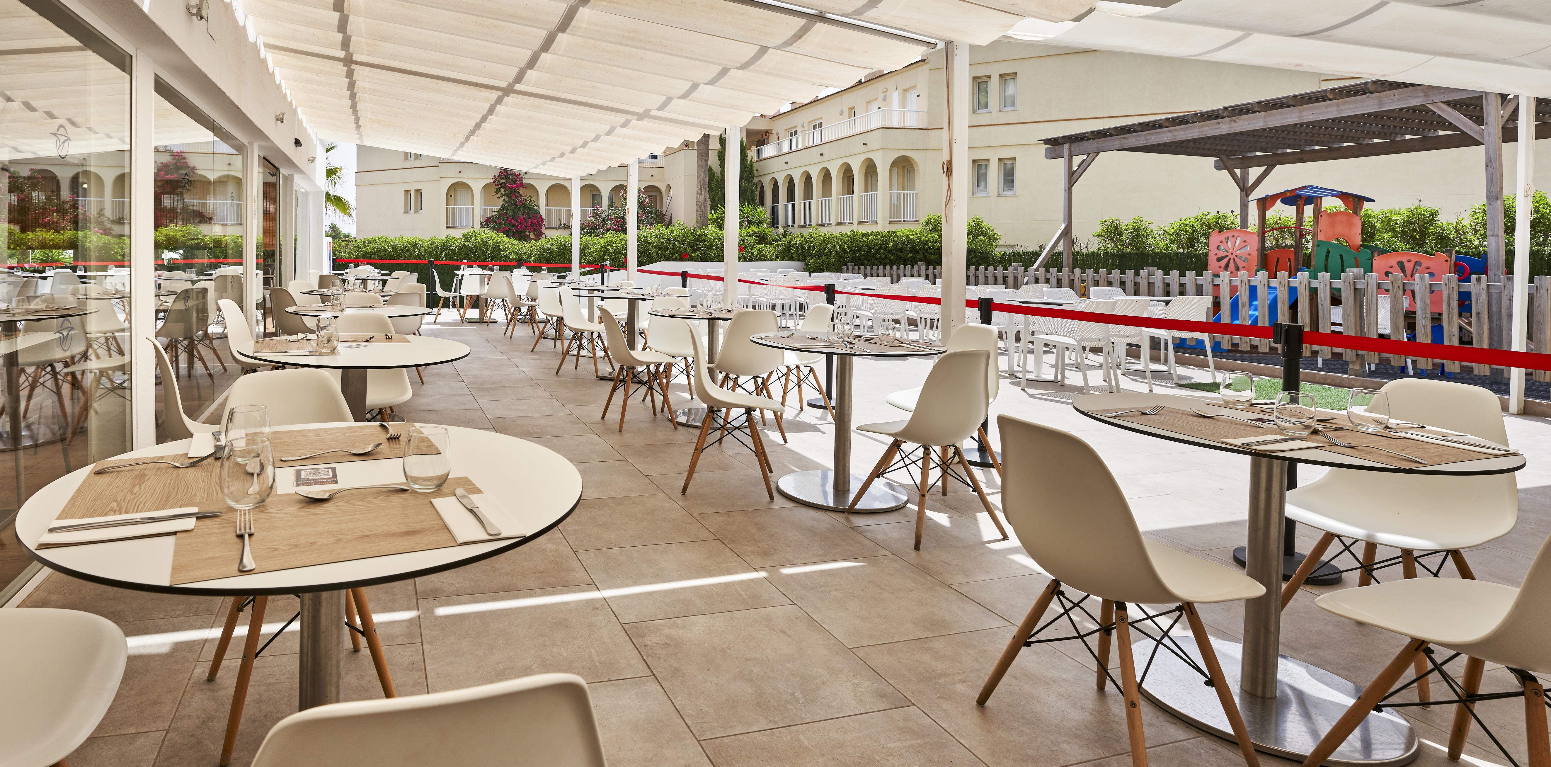 Smartline Cala N Bosch Hotel カラン・ボッシュ エクステリア 写真